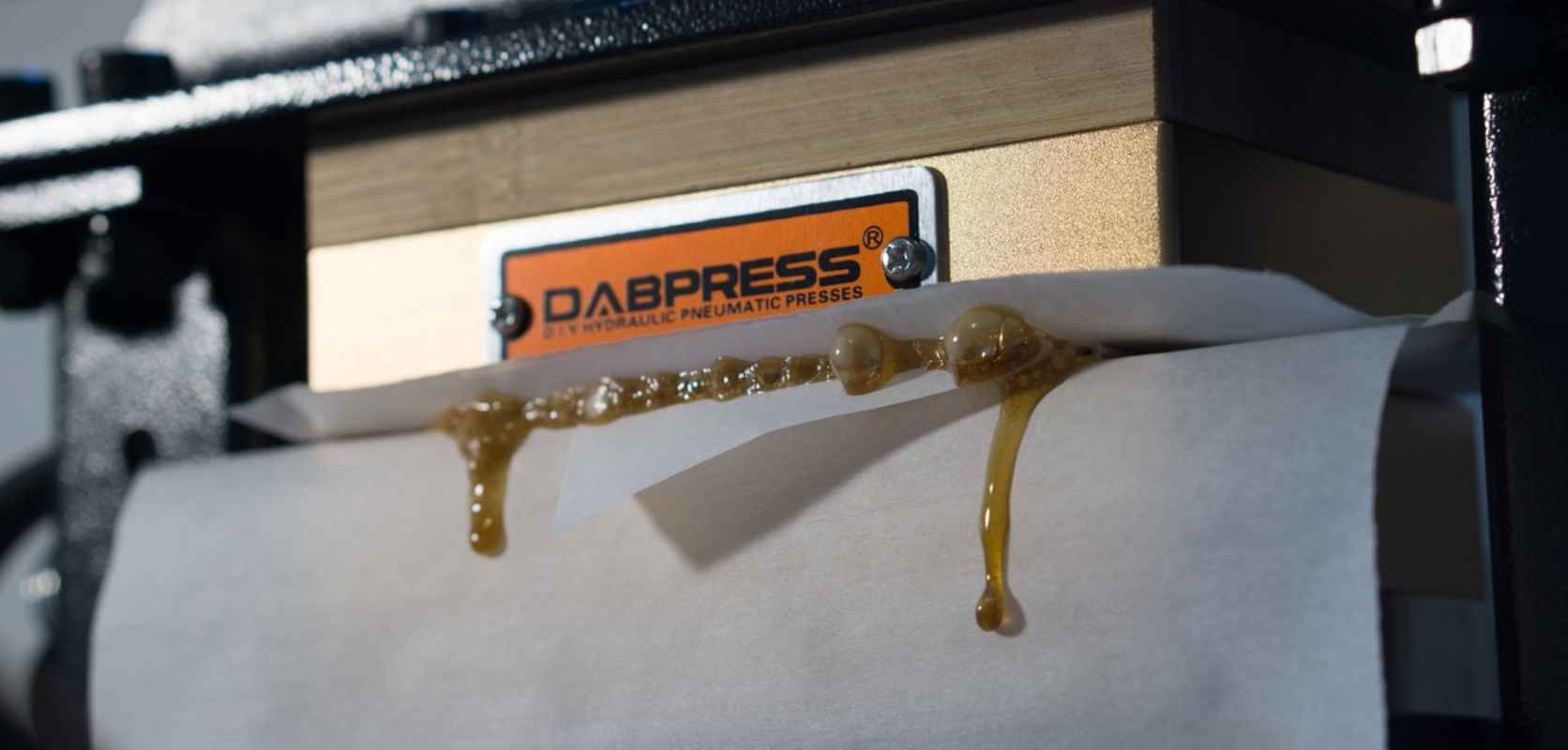The best way to press live rosin is with a rosin press. They control the heat and pressure.