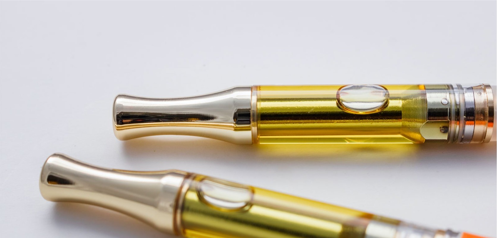 Some come with replaceable dab pen cartridges that are prefilled with the user’s preferred load. 