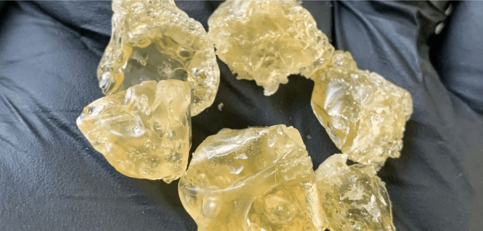 This Premium 5 THCA diamonds review is here to lead you to greener pastures in the form of the purest THC you can get your hands on today. 