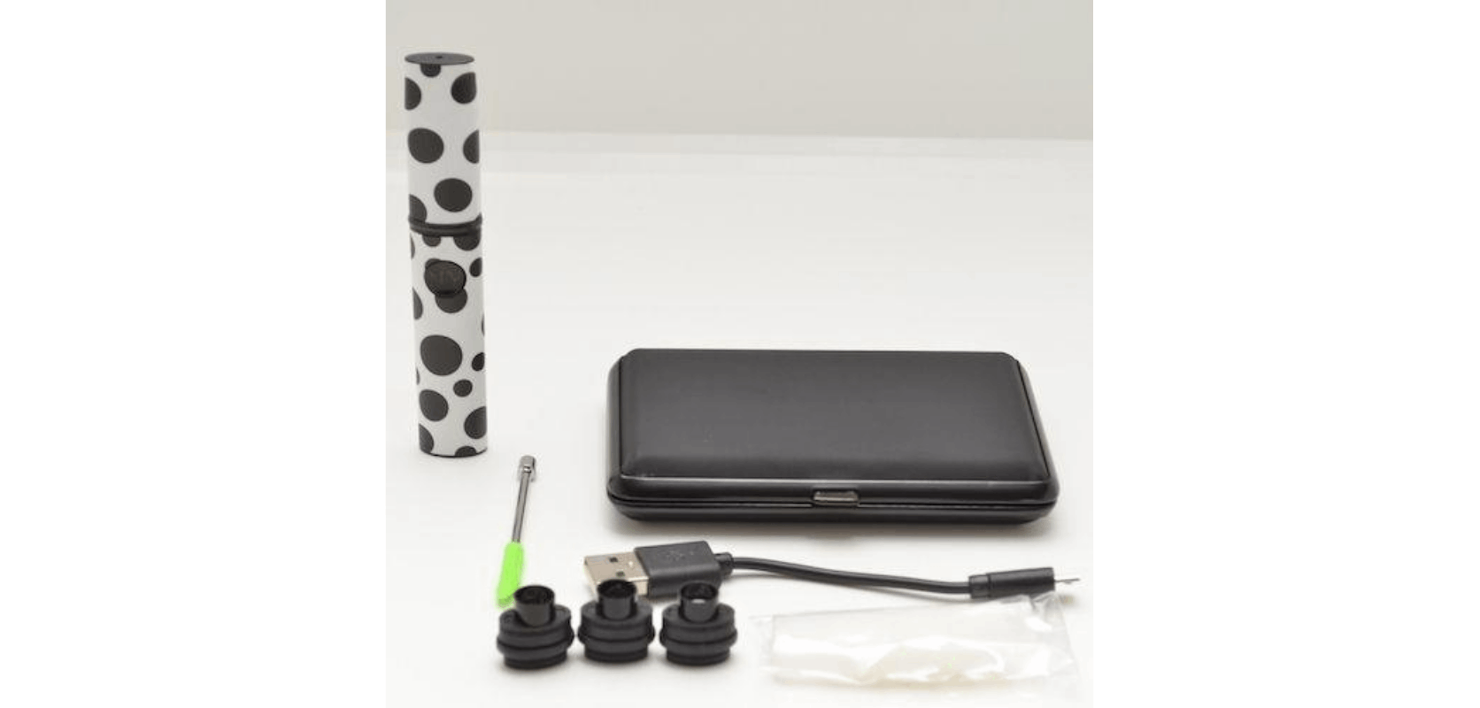 Essentially, a vape kit will provide you with everything necessary to start vaping. Your vape will include a mouthpiece, a tank, a coil, and a battery. 