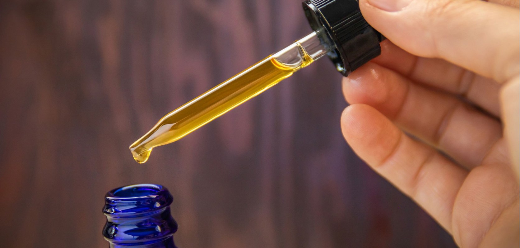 The best THC tincture in Canada can be ingested orally by simply dropping a few drops under your tongue.