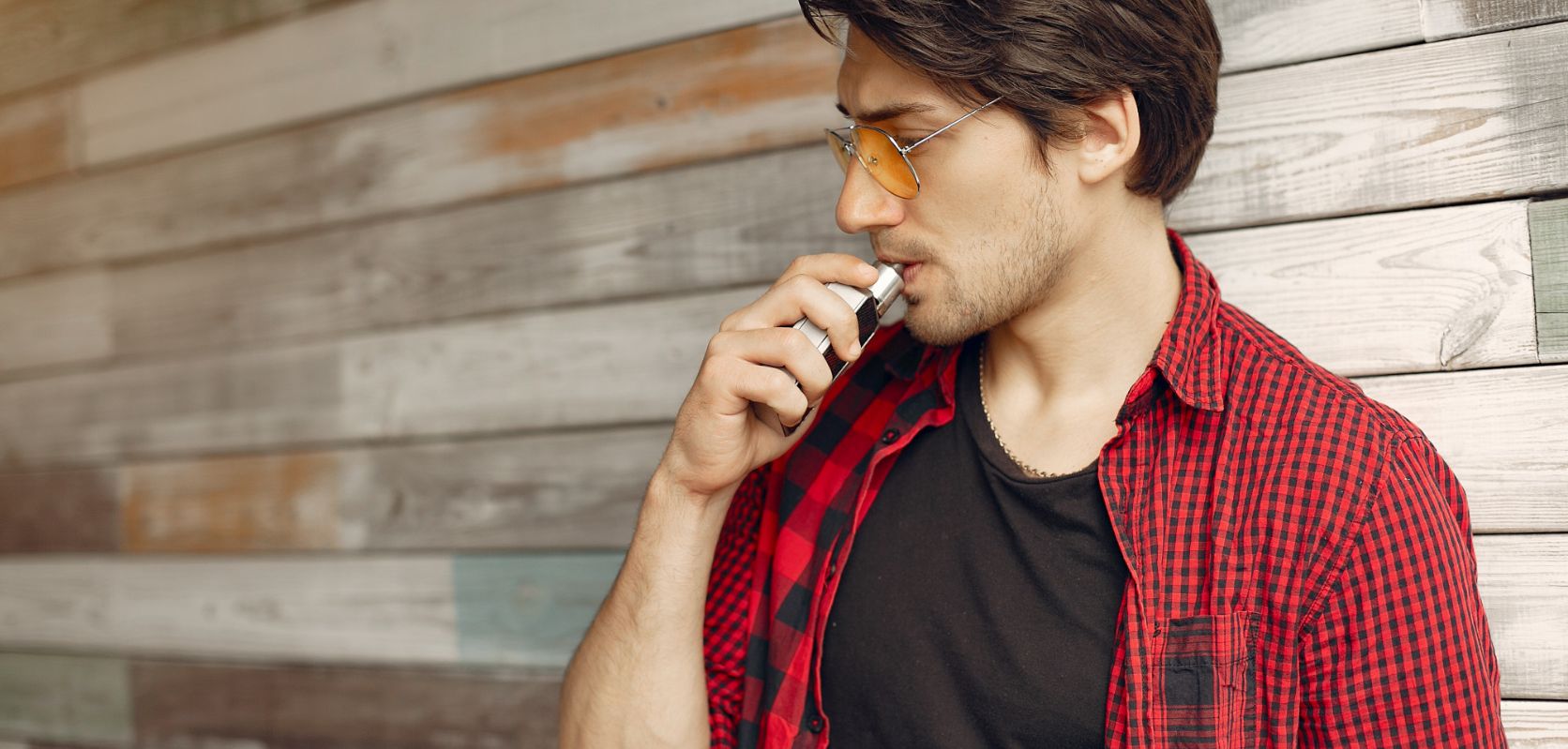 Using a THC vape pen cannot be simpler! Check out these simple steps when vaping THC: