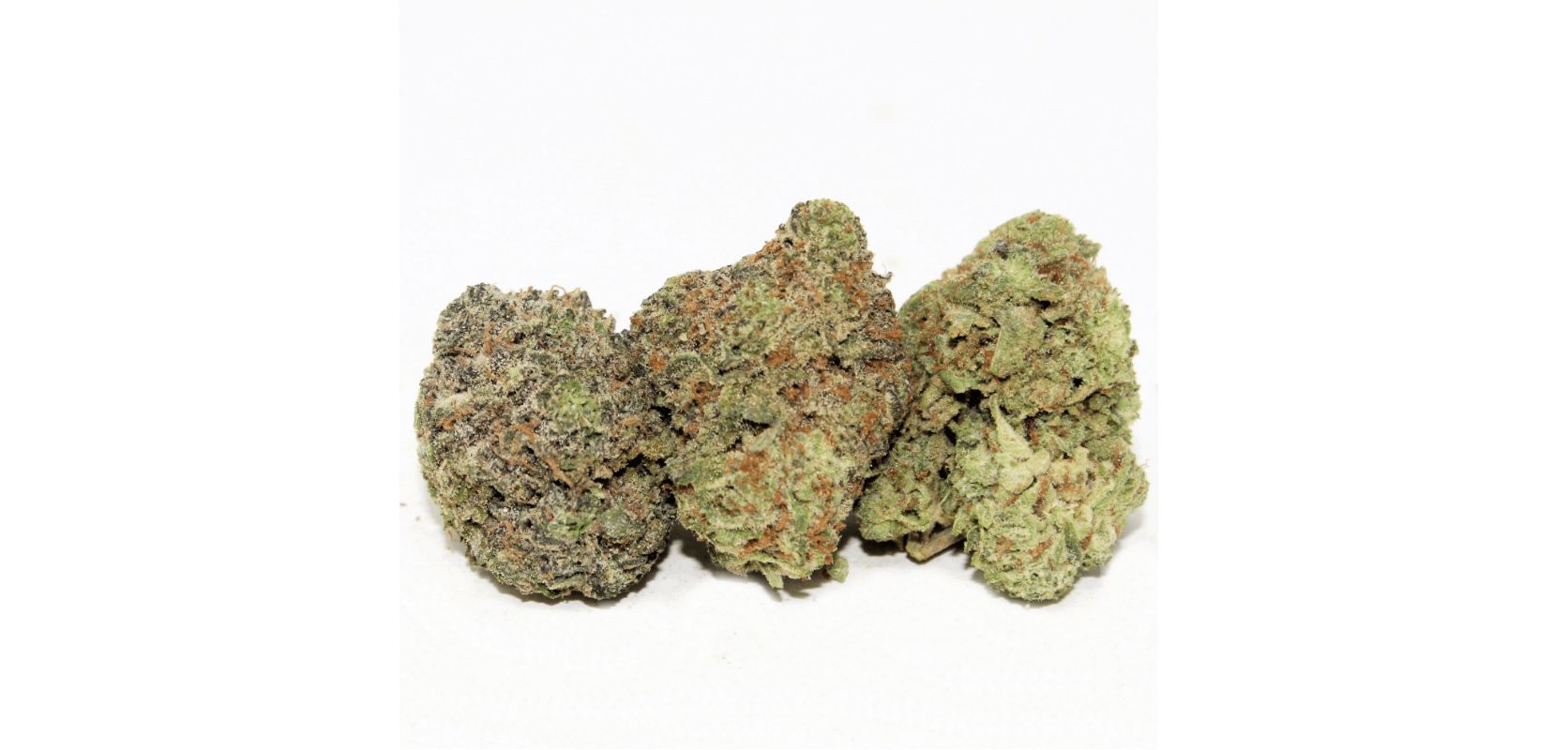 While choosing wholesale weed in Canada is one of the best ways to save money, there are some other perks to consider.