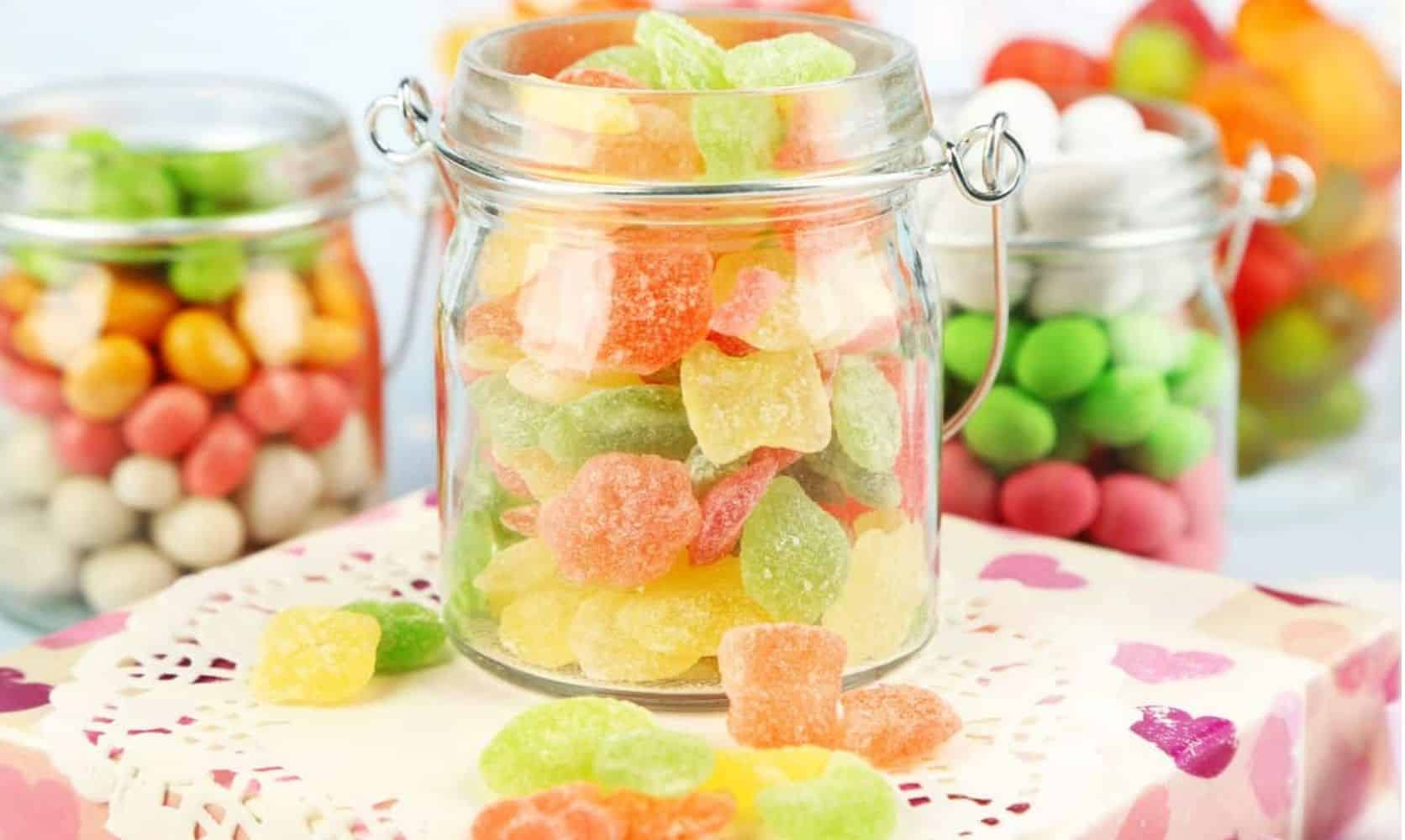 Edible pot gummies are a tasty & effective way of getting high on weed. They contain lots of THC, getting you much higher than a joint ever could.Â